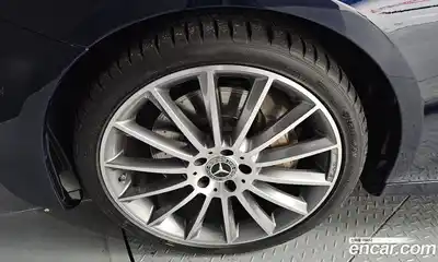 Mercedes-Benz E-Class 2021 2.0 Автомат в Москве № 263485, миниатюра 12