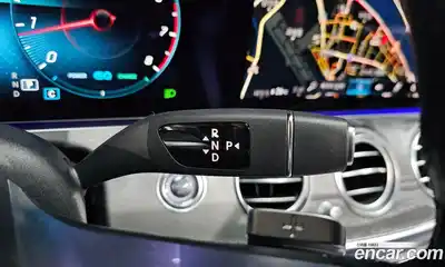 Mercedes-Benz E-Class 2021 2.0 Автомат в Москве № 263485, миниатюра 10