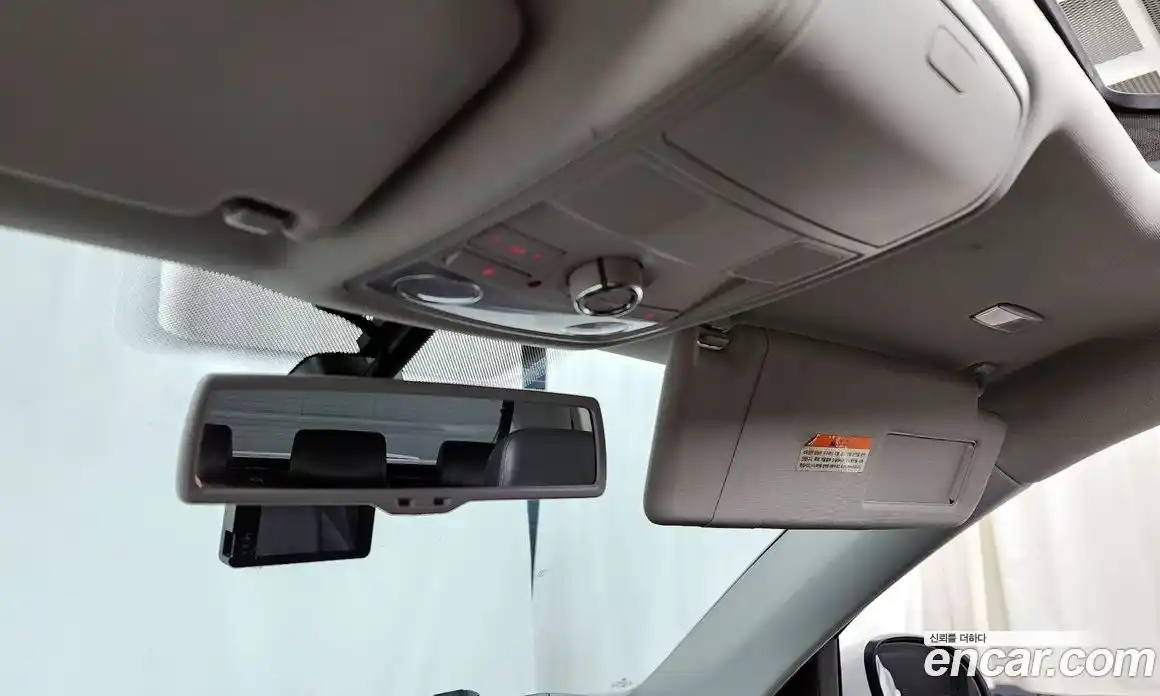 Volkswagen Tiguan 2015 2.0 Автомат в Москве № 277083, фото 14