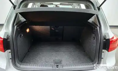 Volkswagen Tiguan 2015 2.0 Автомат в Москве № 277083, миниатюра 3