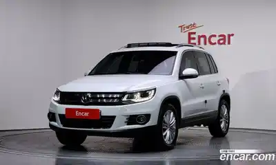 Volkswagen Tiguan 2015 2.0 Автомат в Москве № 277083, миниатюра 8