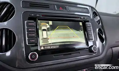 Volkswagen Tiguan 2015 2.0 Автомат в Москве № 277083, миниатюра 10