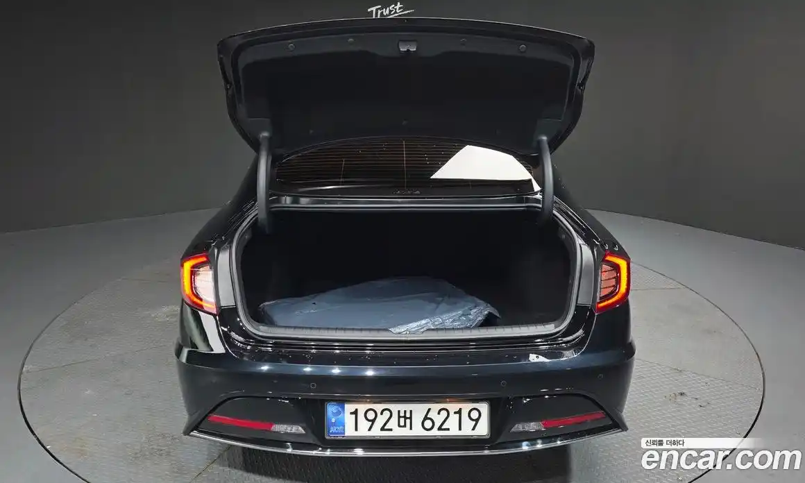 Hyundai Sonata 2022 2.0 Автомат в Москве № 283908, фото 14