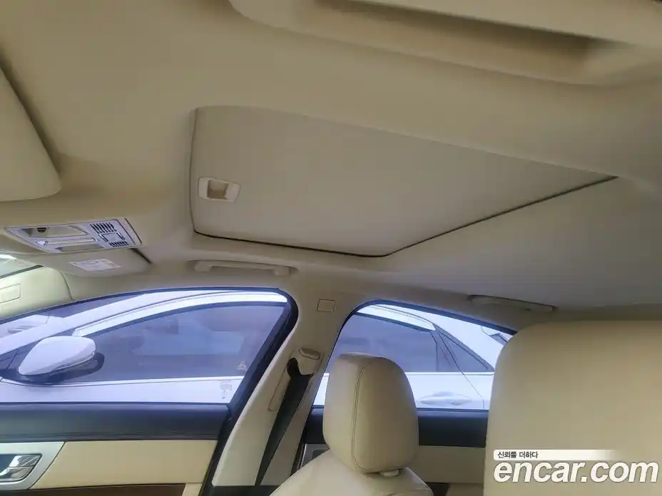 Jaguar XF 2015 2.2 Автомат в Москве № 283947, фото 9