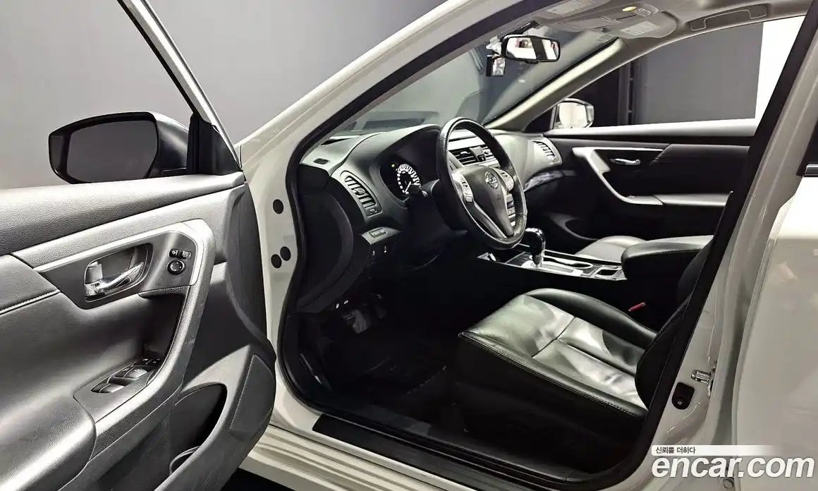 Nissan Altima 2017 2.5 Автомат в Москве № 284962, фото 19