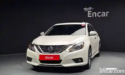 Nissan Altima 2017 2.5 Автомат в Москве № 284962, миниатюра 7
