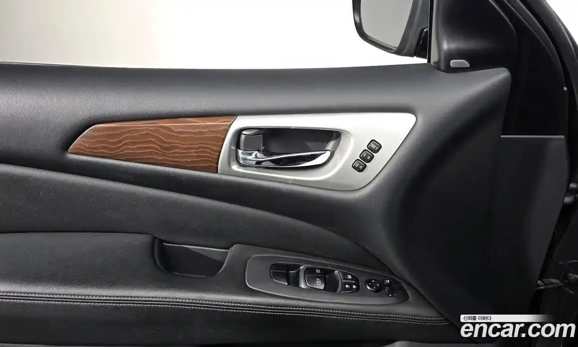 Nissan Pathfinder 2018 3.5 Автомат в Москве № 285050, фото 20