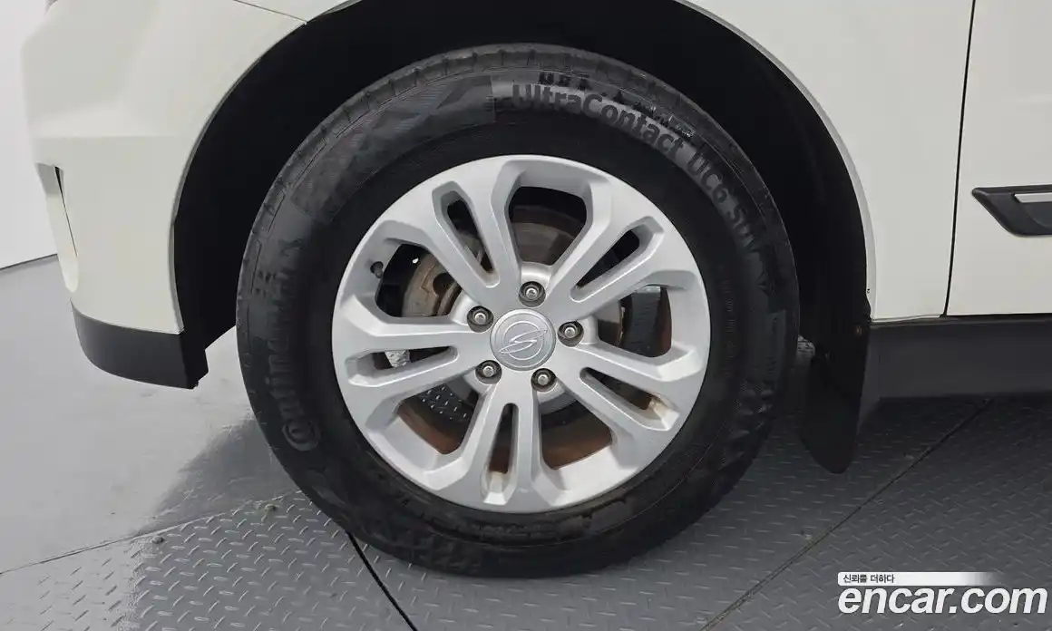 SsangYong Korando 2015 2.0 Автомат в Москве № 290975, фото 11