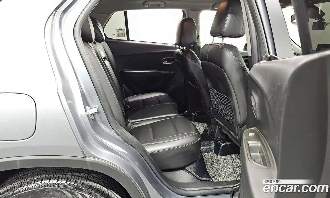 Chevrolet Trax 2015 1.4 Автомат в Москве № 296910, фото 19