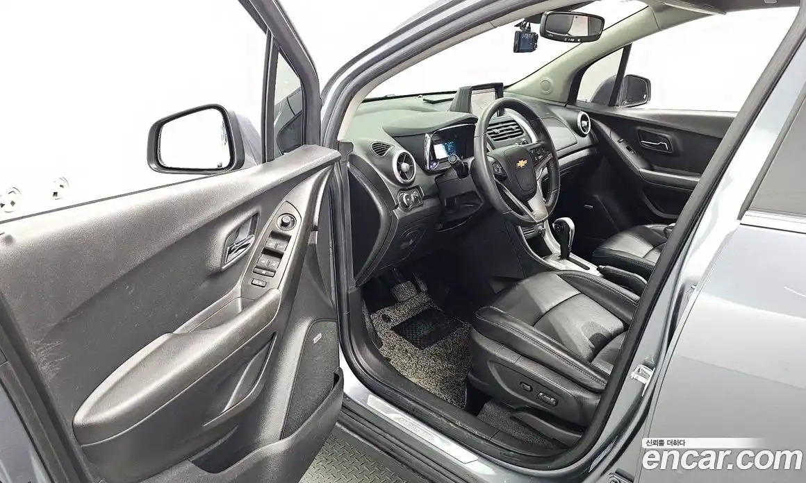 Chevrolet Trax 2015 1.4 Автомат в Москве № 296910, фото 20