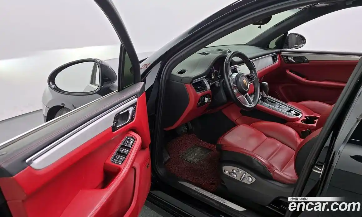 Porsche Macan 2015 3.6 Автомат в Москве № 297101, фото 14