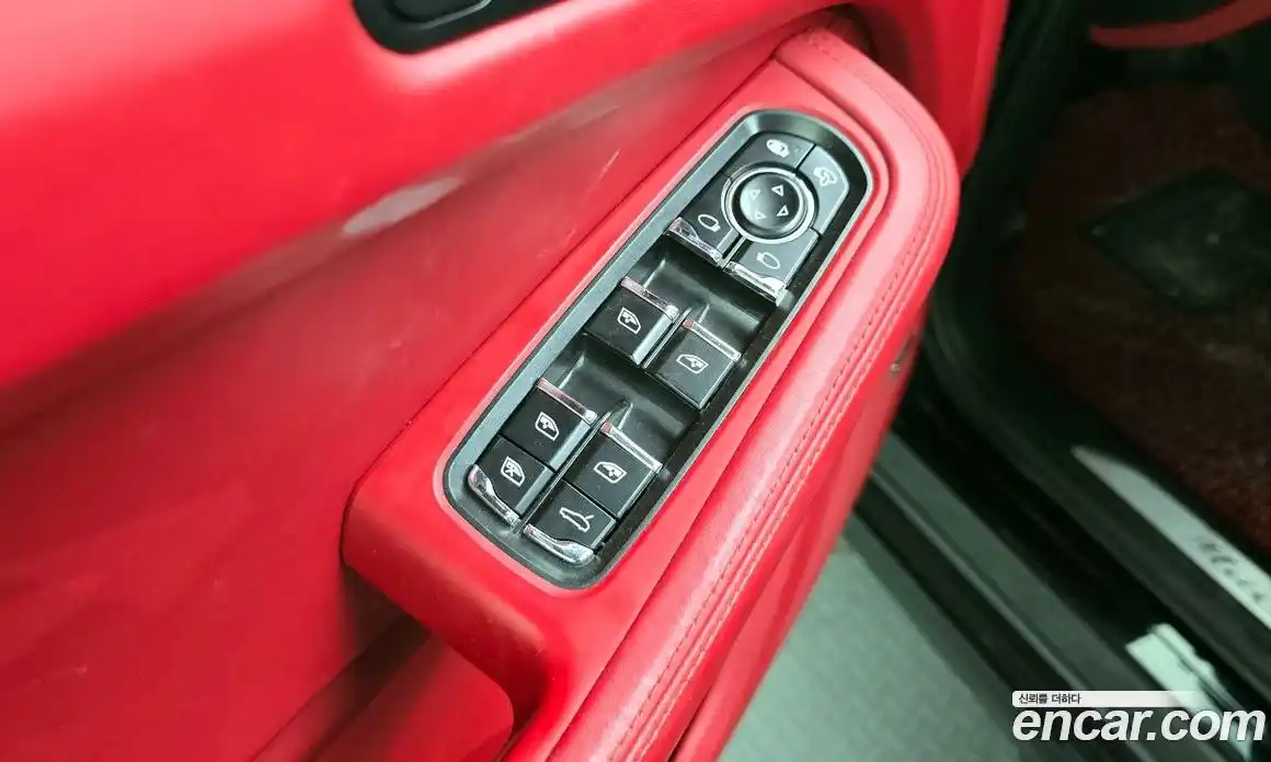 Porsche Macan 2015 3.6 Автомат в Москве № 297101, фото 3