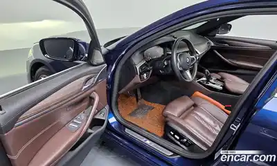 BMW 5-Series 2020 2.0 Автомат в Москве № 304690, миниатюра 2