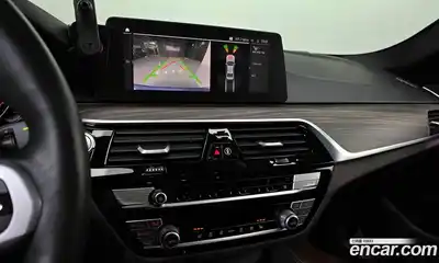 BMW 5-Series 2020 2.0 Автомат в Москве № 304690, миниатюра 3