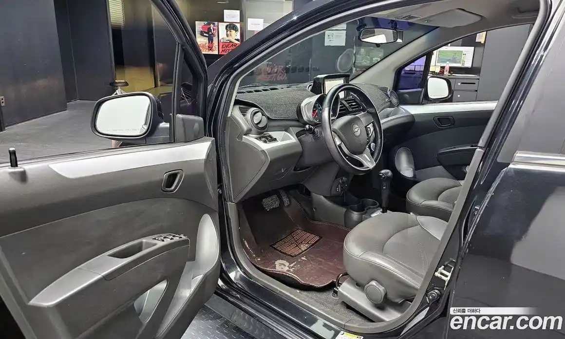 Chevrolet Spark 2014 1.0 Автомат в Москве № 314581, фото 6