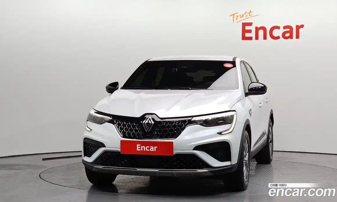 Renault Arkana 2025 1.6 Автомат в Москве № 316332, фото 13