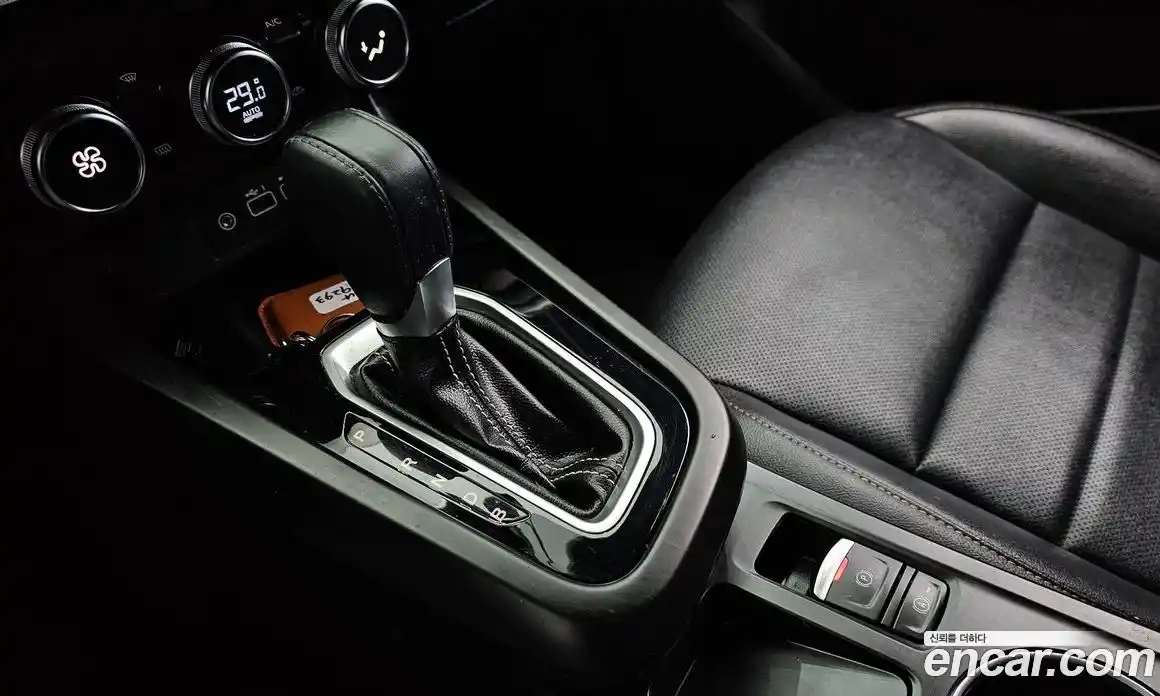 Renault Arkana 2025 1.6 Автомат в Москве № 316332, фото 6