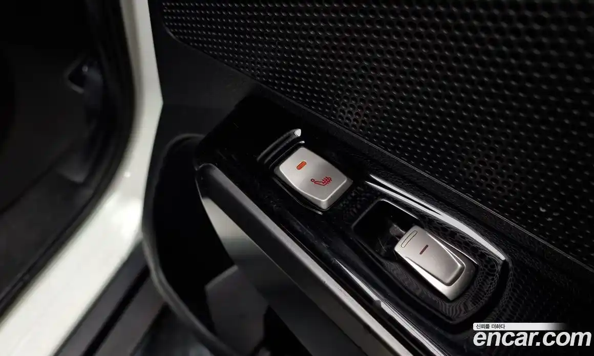 SsangYong TIBOLI 2017 1.6 Автомат в Москве № 31806, фото 10