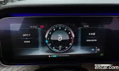 Mercedes-Benz E-Class 2017 2.0 Автомат в Москве № 325131, миниатюра 12