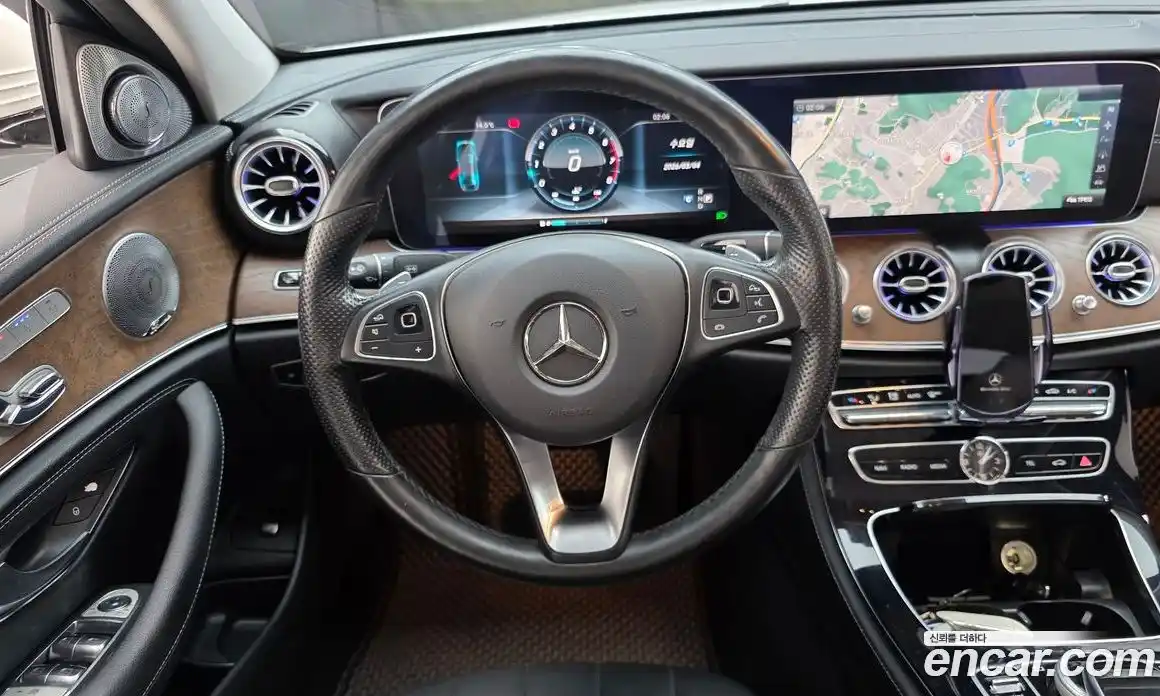 Mercedes-Benz E-Class 2017 2.0 Автомат в Москве № 325131, фото 6
