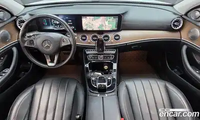 Mercedes-Benz E-Class 2017 2.0 Автомат в Москве № 325131, миниатюра 7