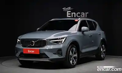Volvo XC40 2023 2.0 Автомат в Москве № 326028, миниатюра 2