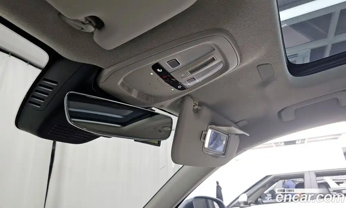 Volvo XC40 2023 2.0 Автомат в Москве № 326028, фото 8