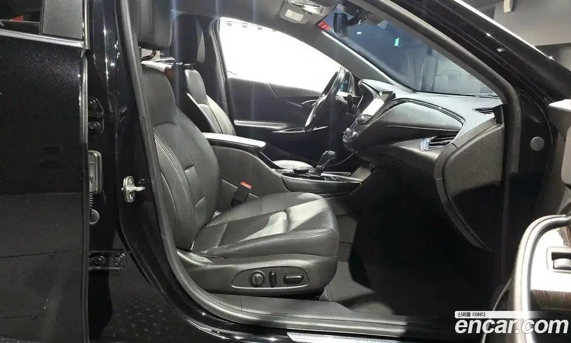 Chevrolet Malibu 2017 2.0 Автомат в Москве № 332225, фото 18