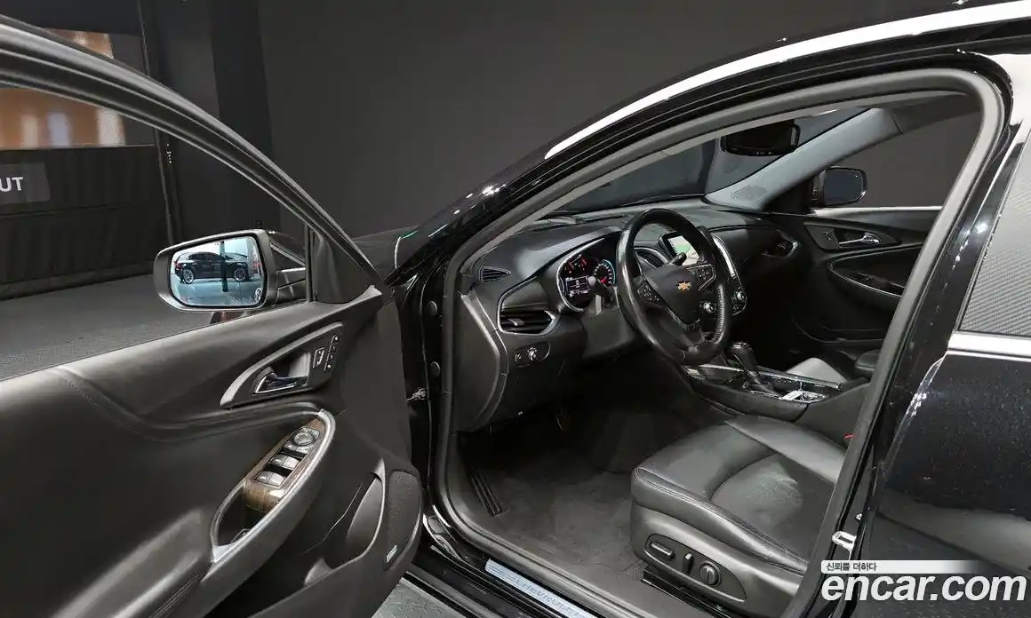 Chevrolet Malibu 2017 2.0 Автомат в Москве № 332225, фото 9