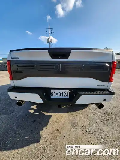 Ford F150 2015 5.0 Автомат в Москве № 335419, миниатюра 3