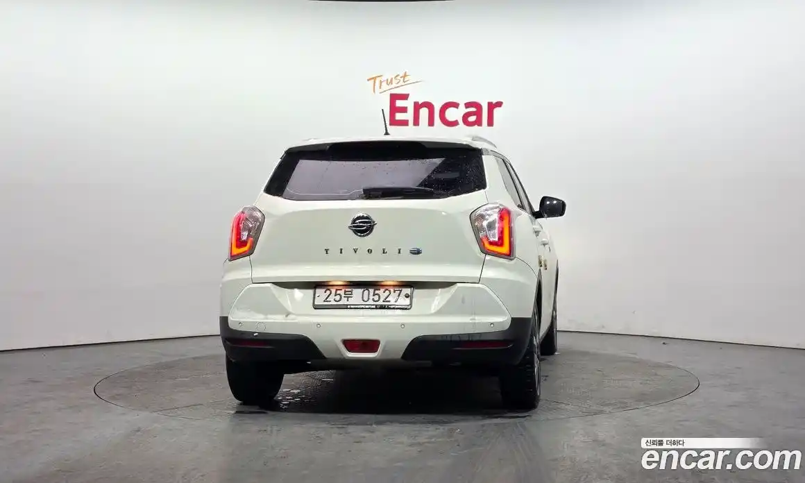 SsangYong TIBOLI 2016 1.6 Автомат в Москве № 33755, фото 11