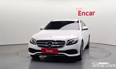Mercedes-Benz E-Class 2020 1.9 Автомат в Москве № 342426, миниатюра 11