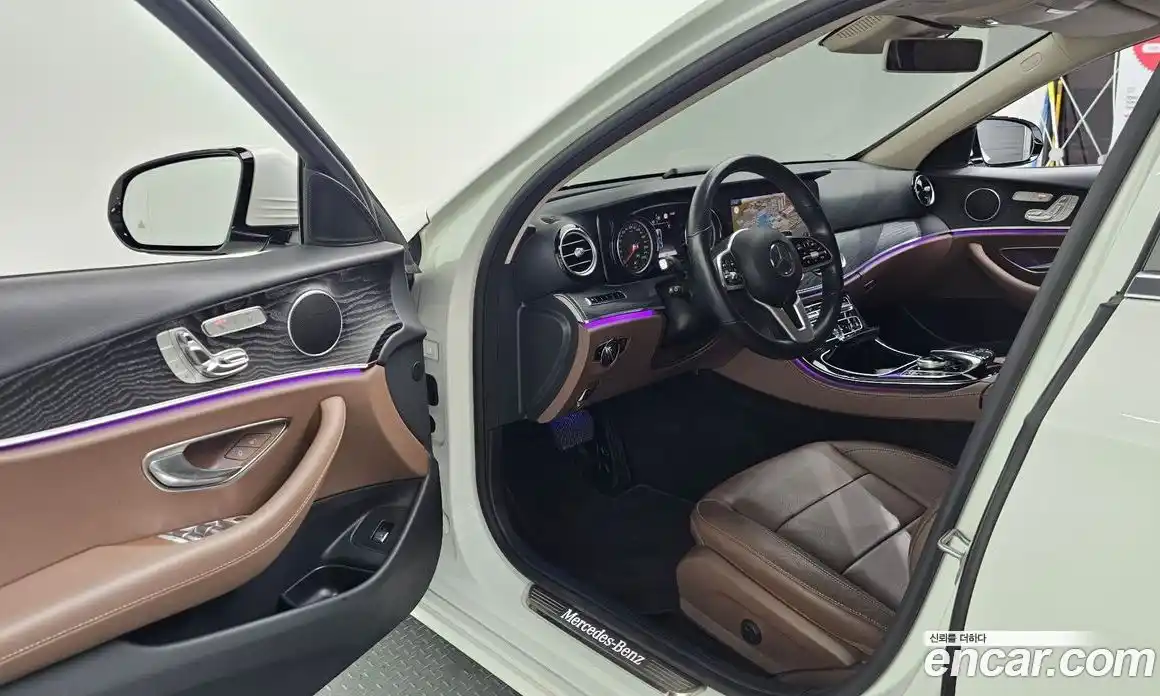 Mercedes-Benz E-Class 2020 1.9 Автомат в Москве № 342426, фото 13