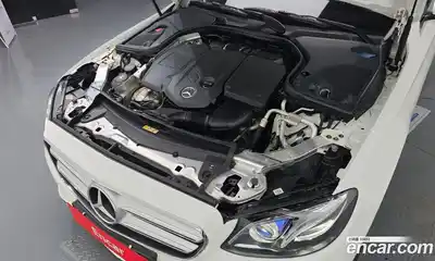 Mercedes-Benz E-Class 2020 1.9 Автомат в Москве № 342426, миниатюра 2