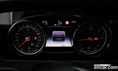 Mercedes-Benz E-Class 2020 1.9 Автомат в Москве № 342426, миниатюра 3