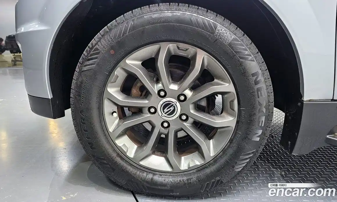 SsangYong Korando 2014 2.0 Автомат в Москве № 35585, фото 12