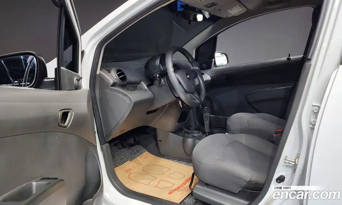 Chevrolet Spark 2012 1.0 Автомат в Москве № 36873, фото 1