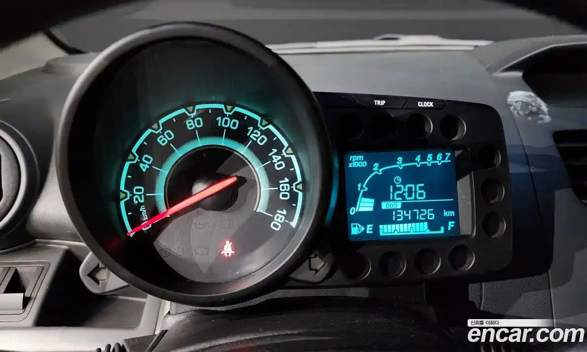 Chevrolet Spark 2012 1.0 Автомат в Москве № 36873, фото 17