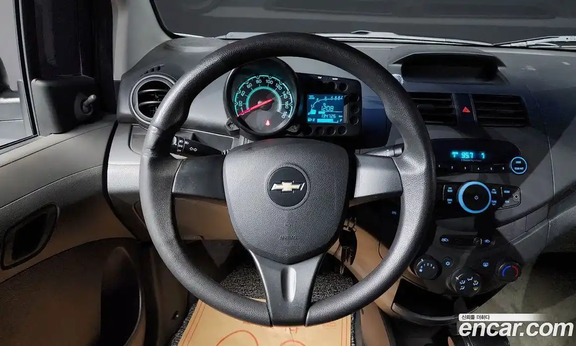 Chevrolet Spark 2012 1.0 Автомат в Москве № 36873, фото 3