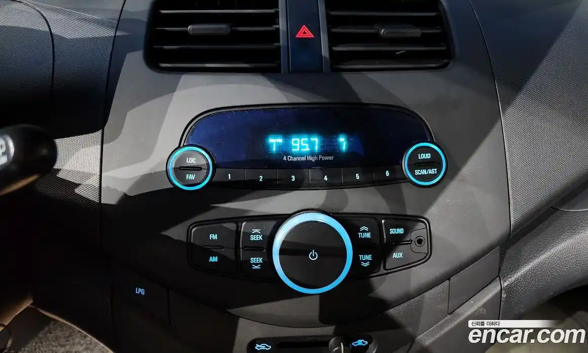 Chevrolet Spark 2012 1.0 Автомат в Москве № 36873, фото 8