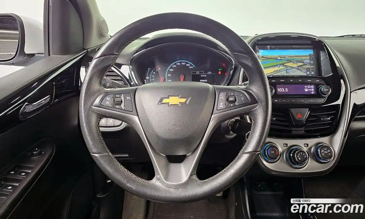 Chevrolet Spark 2017 1.0 Автомат в Москве № 37863, фото 8