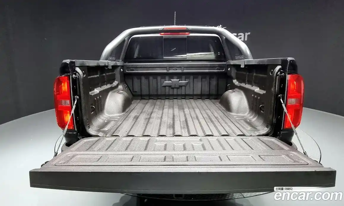 Chevrolet Colorado 2020 3.6 Автомат в Москве № 37914, фото 13