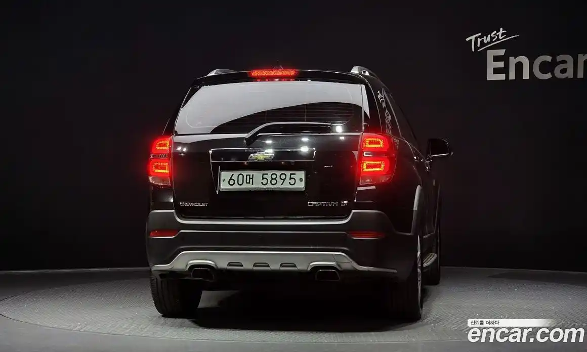 Chevrolet Captiva 2014 2.0 Автомат в Москве № 38190, фото 16