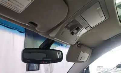 Chevrolet Captiva 2014 2.0 Автомат в Москве № 38190, миниатюра 4