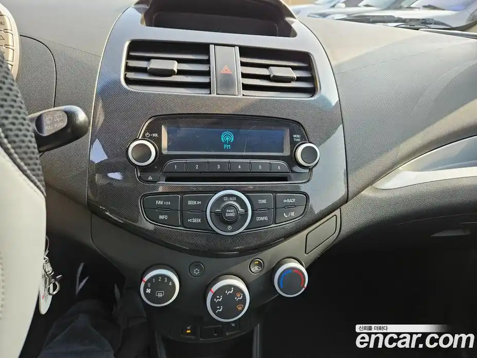 Chevrolet Spark 2014 1.0 Автомат в Москве № 38288, фото 20