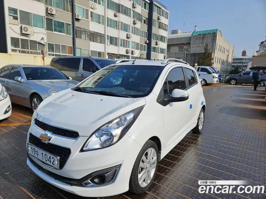 Chevrolet Spark 2014 1.0 Автомат в Москве № 38288, фото 4