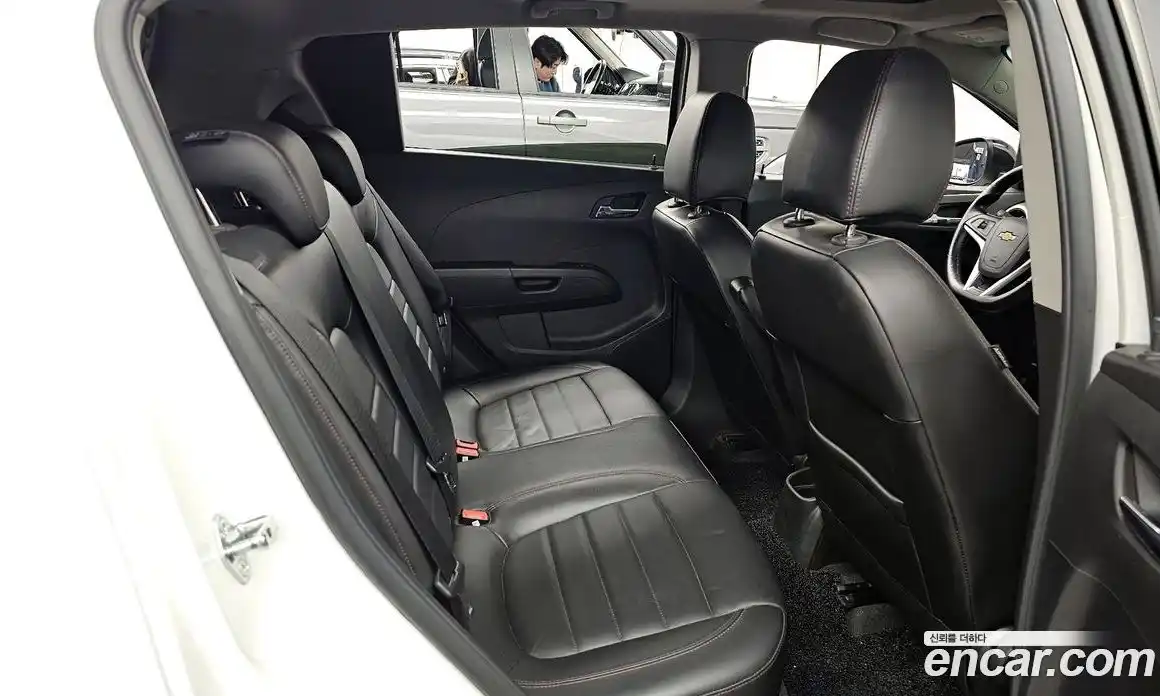 Chevrolet Aveo 2014 1.4 Автомат в Москве № 38893, фото 20