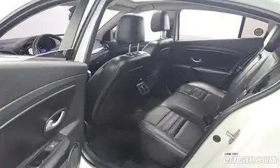 Renault SM3 2016 1.6 Автомат в Москве № 399186, миниатюра 12