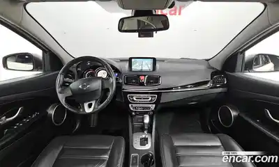 Renault SM3 2016 1.6 Автомат в Москве № 399186, миниатюра 7