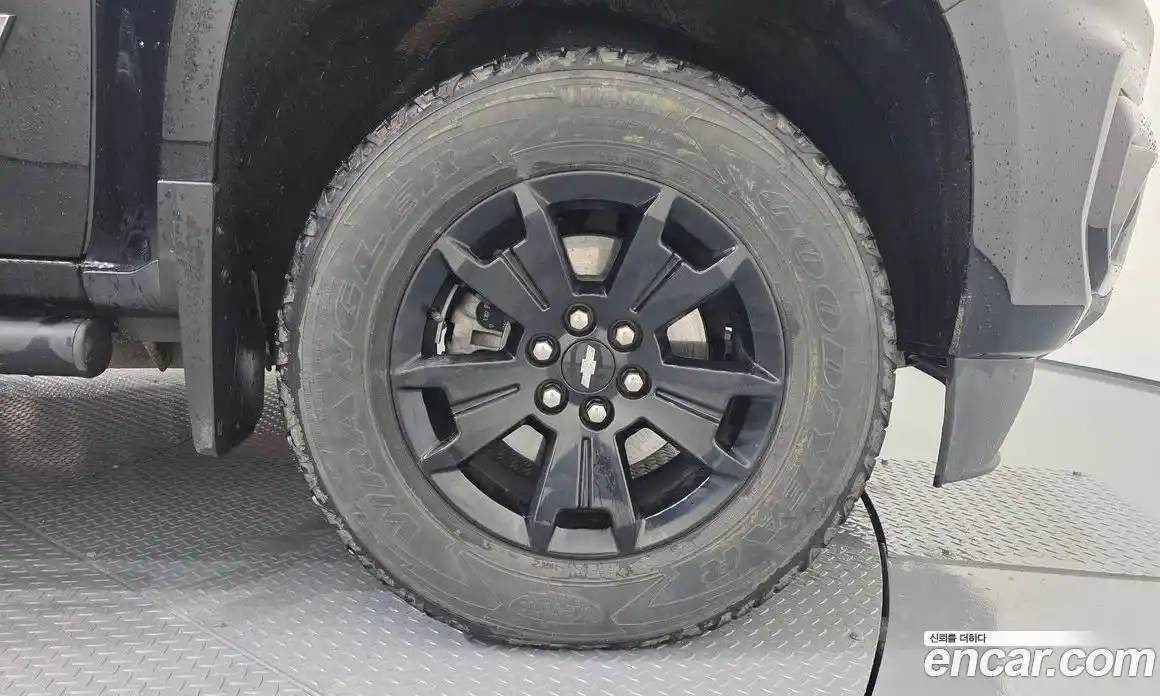 Chevrolet Colorado 2022 3.6 Автомат в Москве № 40340, фото 20